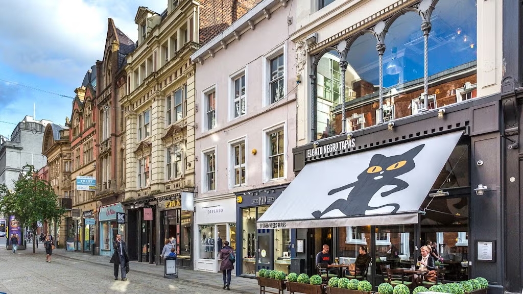 Pemanfaatan Website sebagai Kanal Promosi Digital El Gato Negro Restaurante