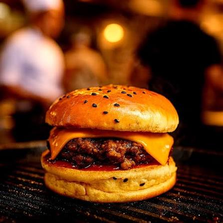 Tips Mendapatkan Pengalaman Makan Burger Lezat dengan Budget Hemat